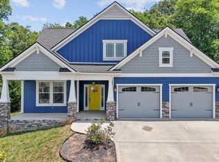 2252 Clearmill Dr, Lenoir City, TN 37772