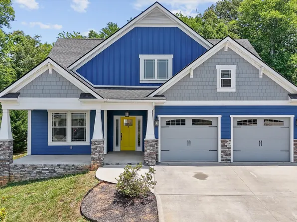 2252 Clearmill Dr, Lenoir City, TN 37772