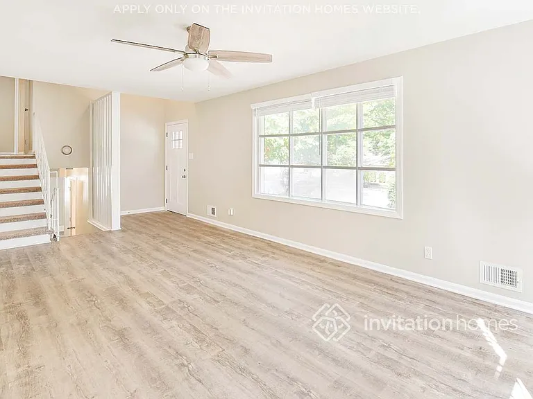 3938 Somerdale Ln — Photo 3