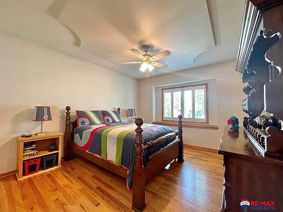 2nd image of 3709 Diablo Dr