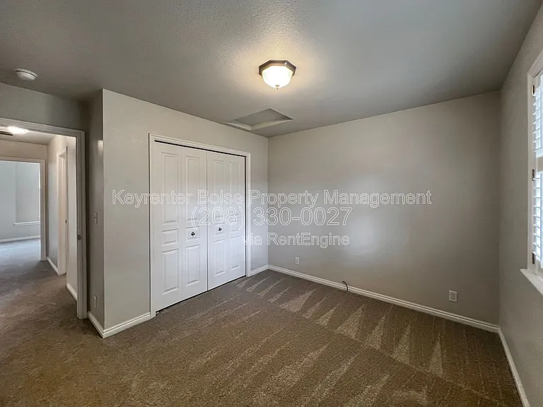 2403 E Indian Creek Dr — Photo 16