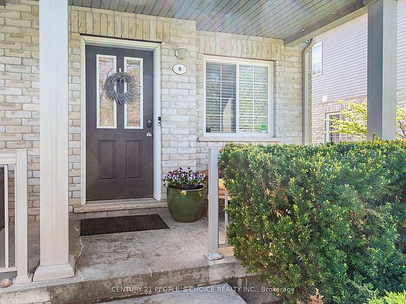 4th image of 35 Mountford Dr #9
