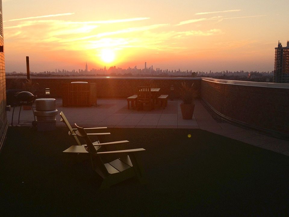 1st image of 9745 Queens Blvd #905