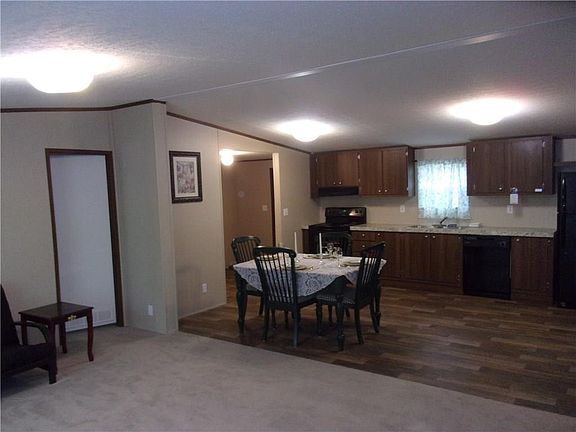 5th image of 4227 Cottonwood Dr