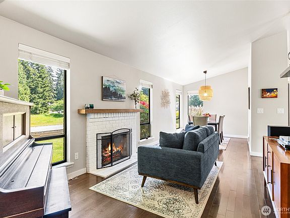4th image of 13414 49th Avenue SE
