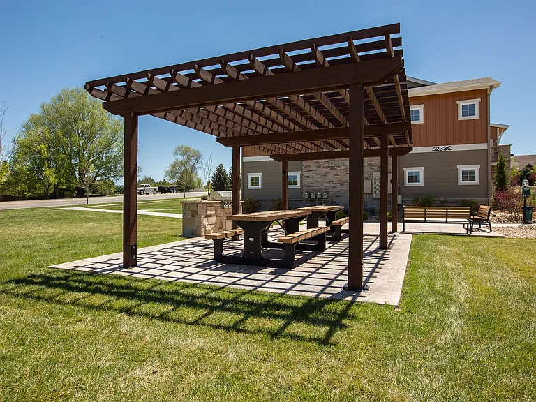 5233 Boardwalk Dr #C201 — Photo 2