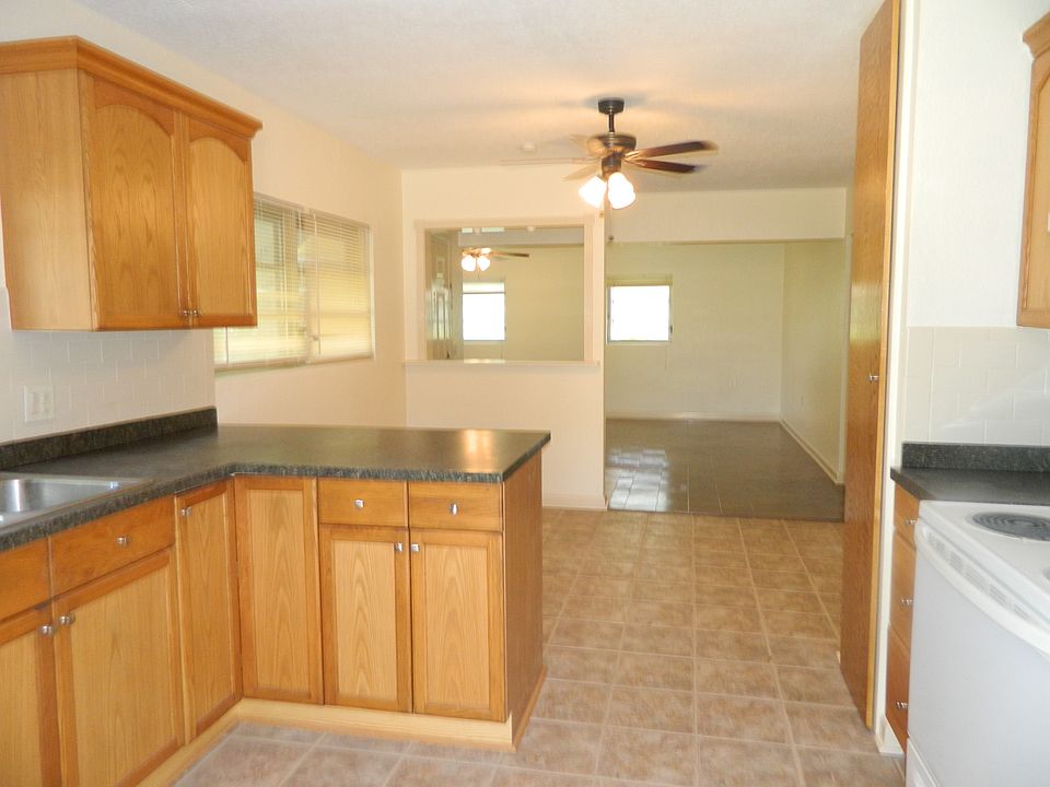 2nd image of 1116 Sunrise Blvd