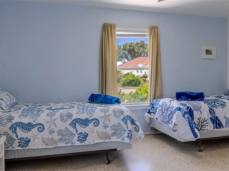 416 Sunset Dr — Photo 39