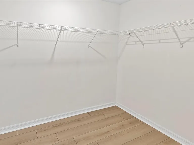 14442 Editors Note St — Photo 25