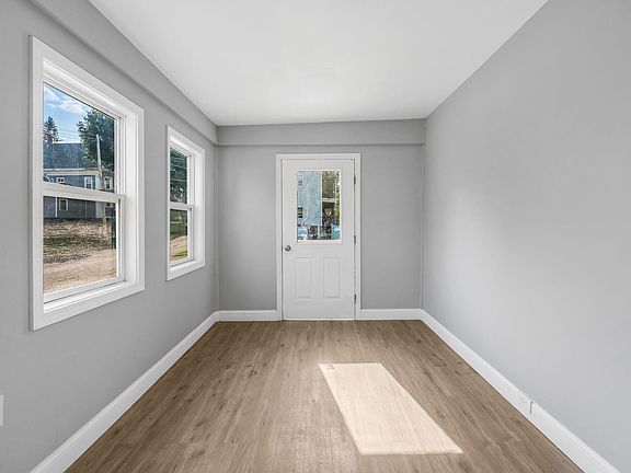 2nd image of 2 Watson Avenue