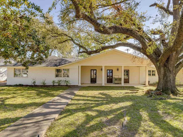 2100 Valencia Ave, Monroe, LA 71201