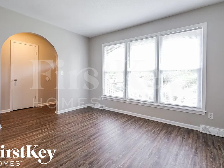 9805 N Cove View Ct — Photo 9