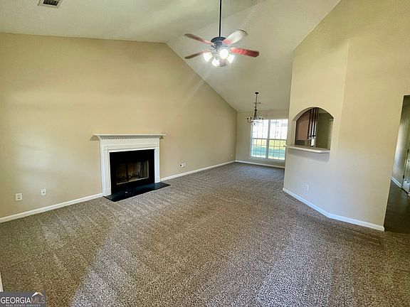 2nd image of 815 Aarons Ct