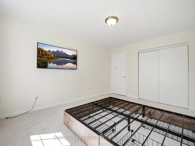 75 Harris Blvd — Photo 30