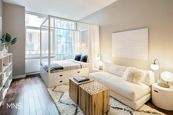 Rented by MNS Marketing | media 19