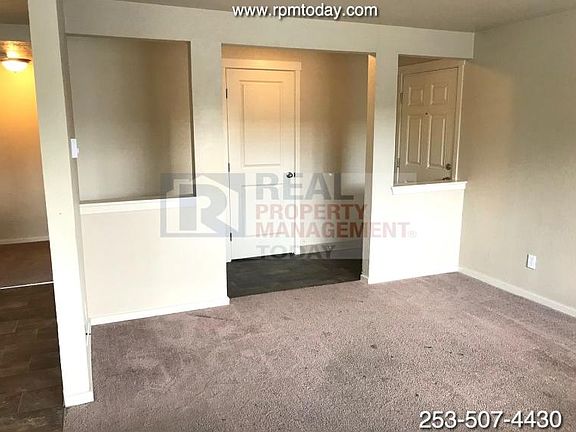 2nd image of 2064 E 56th St APT B4
