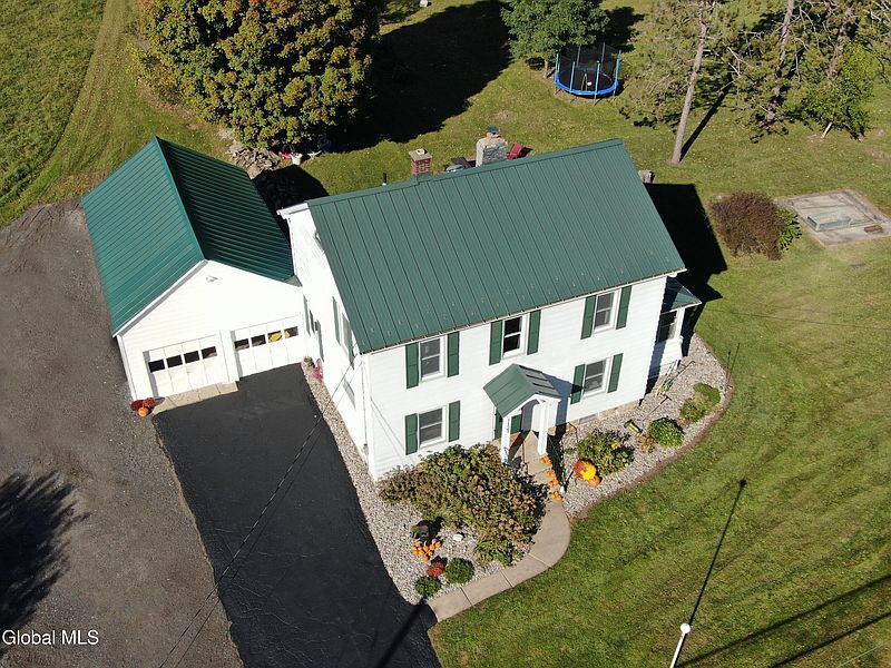 5th image of 1121 W Galway Road