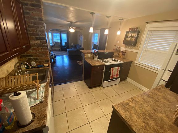 5th image of 21 Avery Ave