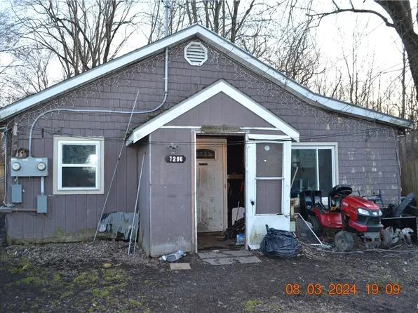 7300 Lakeshore Rd, Cicero, NY 13039