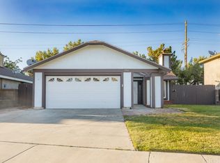 2511 Emerald Ln, Lancaster, CA 93535