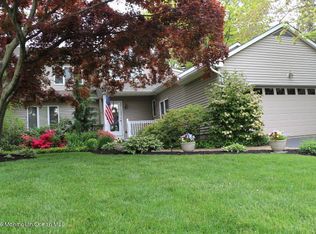 15 Monmouth Pkway, Monmouth Beach, NJ 07750