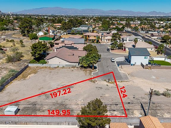 2nd image of 3993 S Mojave Rd