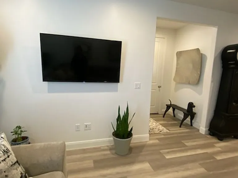 1138 N Tesoro Aly #85 — Photo 6