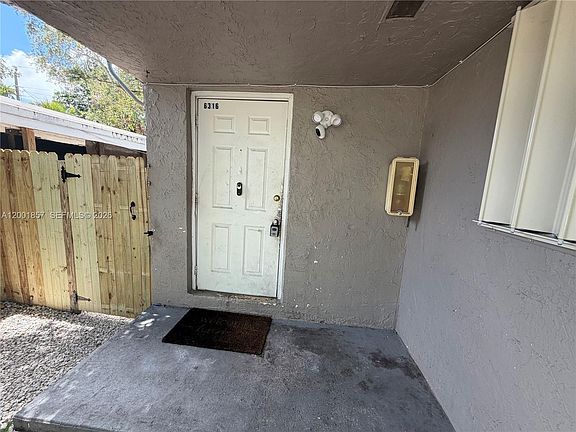 3rd image of 6316 Lincoln St #6316