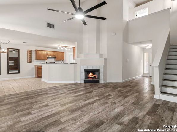 6043 Woodway Pl
