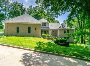 902 34th Ave, Moline, IL 61265