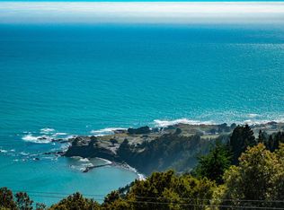 1250 Blueridge Rd, Whitethorn, CA 95589