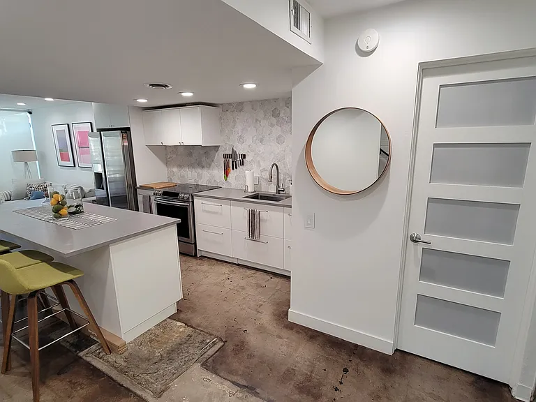 4411 N 40th St #32 — Photo 25