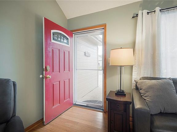 5th image of 18304 E 24 Highway Cir