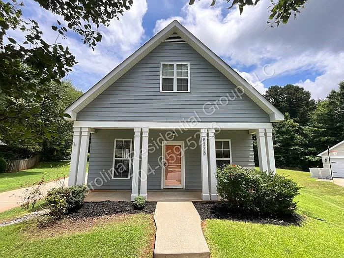 8228 Ballymore Ct