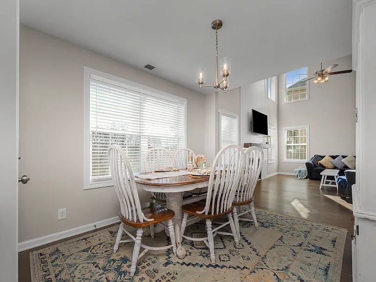1108 Barnhill Rd — Photo 12