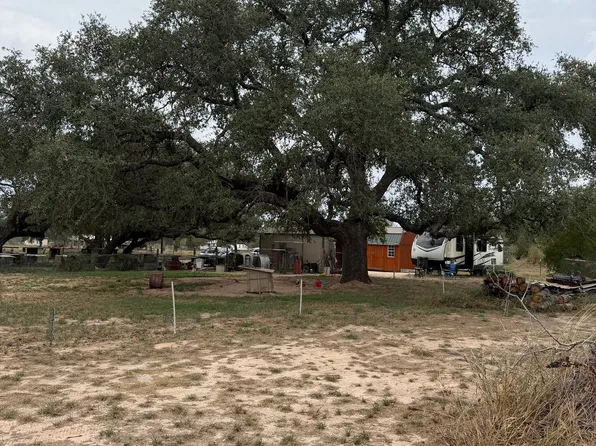 42 E KING PHILLIPS AVE LOT 32199, Poteet, TX 78065