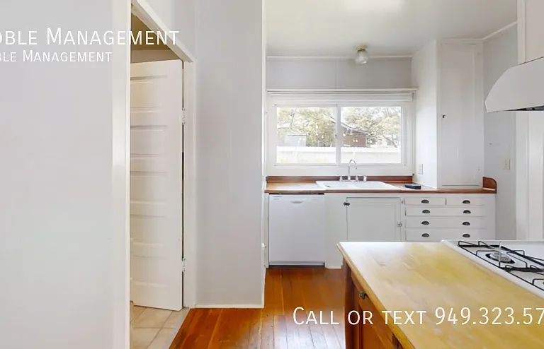 325 N Harwood St #COPY — Photo 5
