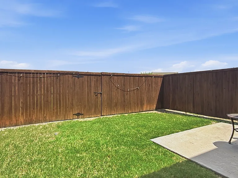 5518 Liberty Dr — Photo 21