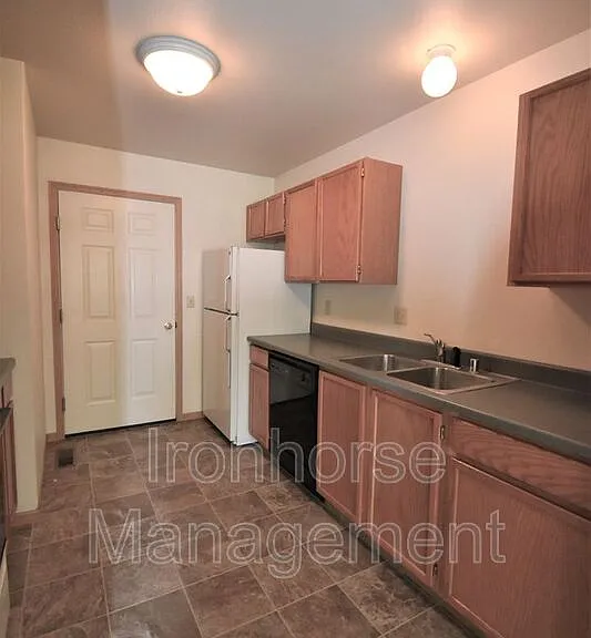 2460 Wheeler Dr #A — Photo 8