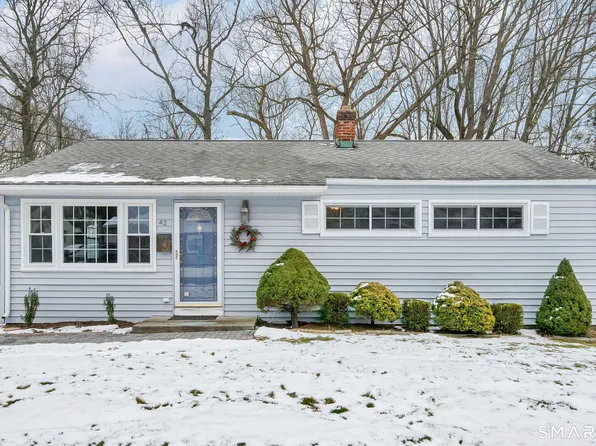42 Greenwood Street, East Hartford, CT 06118