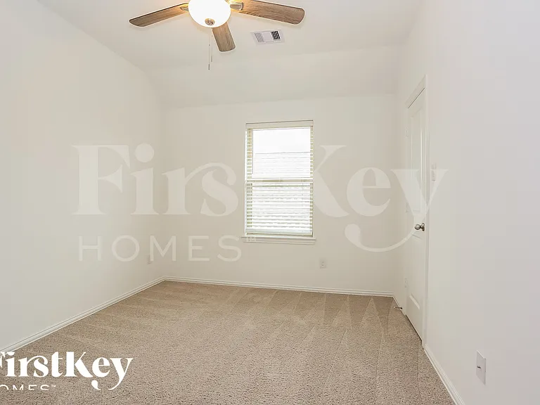 10539 Dolce Ln — Photo 14