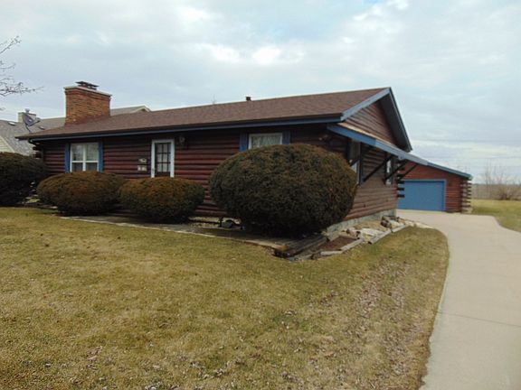 2nd image of 1072 Linda Ln