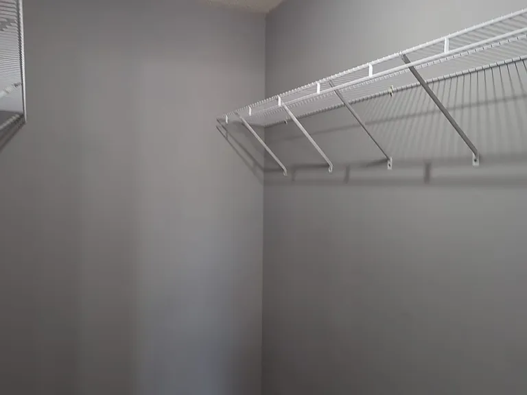 705 Dover Ct — Photo 13
