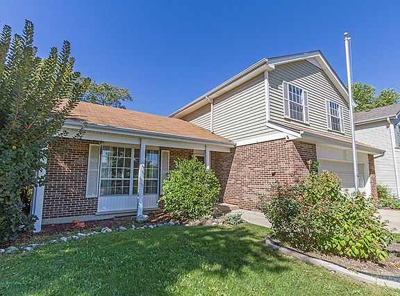 2nd image of 1904 Williamsburg Dr