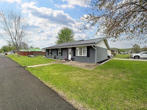 5th image of 128 Napoleon Ln