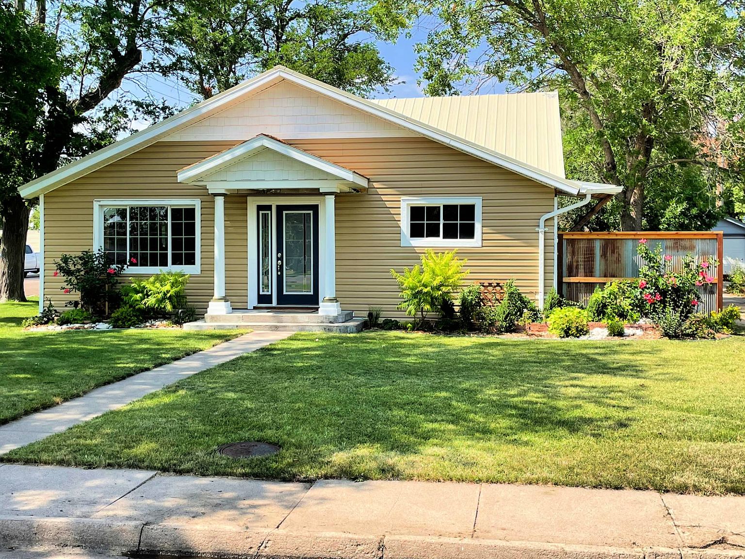 522 W 4th St, Julesburg, CO 80737 Zillow