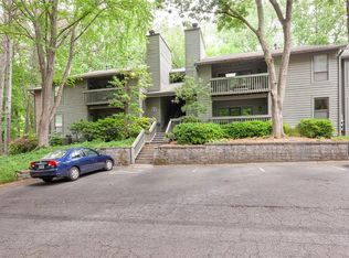 403 Tuxworth Cir, Decatur, GA 30033