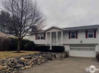 35 Heinrick Cir, Queensbury, NY 12804