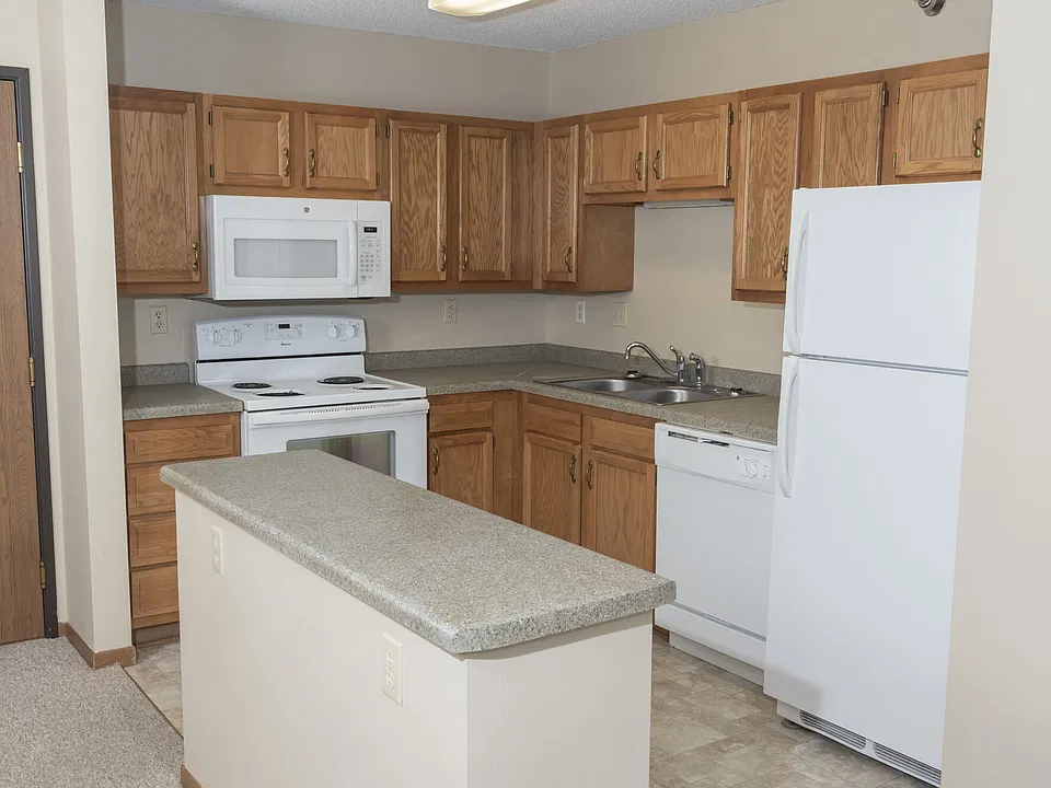 BRIARCLIFF APARTMENTS