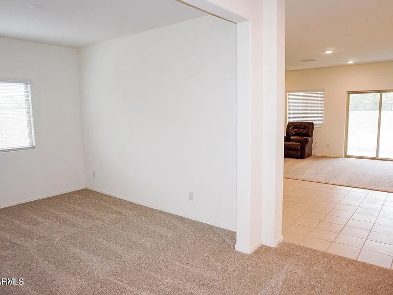 104 E Moonlight Trl — Photo 14